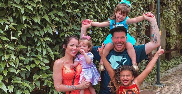 Paizão, maridão, cantorzão... Ferrugem fala de turnê nos EUA e melhor fase: 'Momento de felicidade plena'